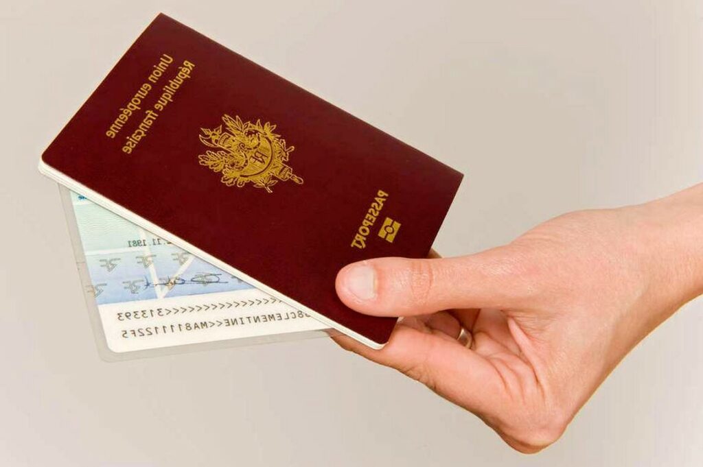 Papiers d&rsquo;identité